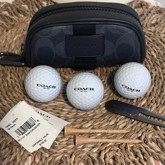 NWT ⛳️ Coach Golf Pouch Set